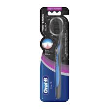 ORAL B зубная щетка 3D White Whitening 40 средняя (7833/1453) Х717437