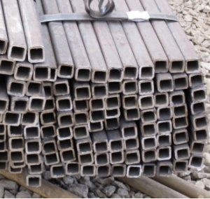 Труба профильная 20*20мм (1,5мм.) L-3м 05478