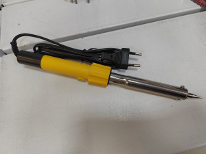 Паяльник 60 Вт с пластиковой рукояткой "Maximum" 904875