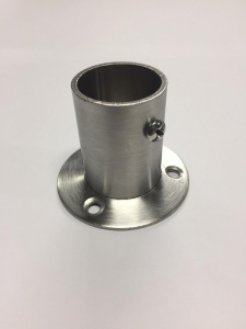 Фланец высокий сквозной 45 град. с1-м крепежным винтом нерж,матовый #201  Ф25*40 13.3.18 843390